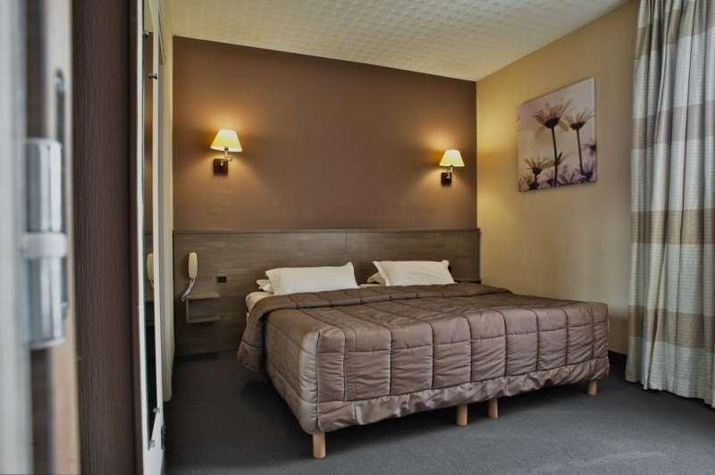 Brit Hotel Le Surcouf Saint-Malo Quarto foto