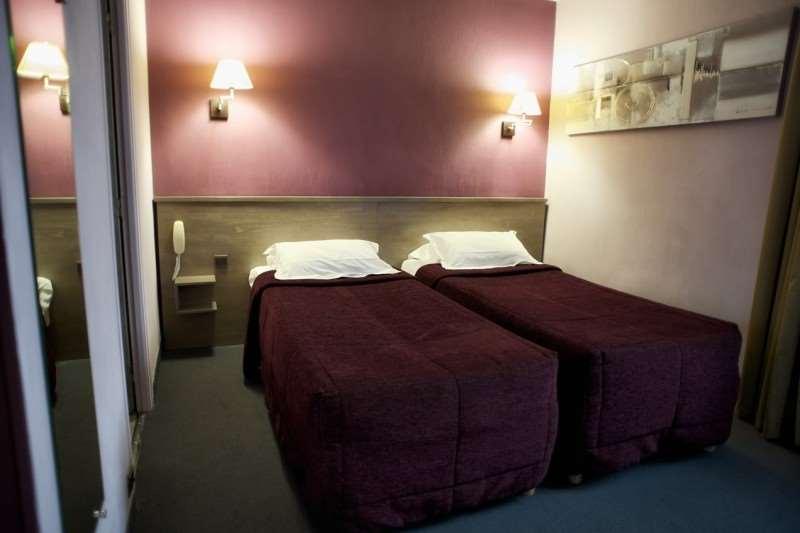 Brit Hotel Le Surcouf Saint-Malo Quarto foto